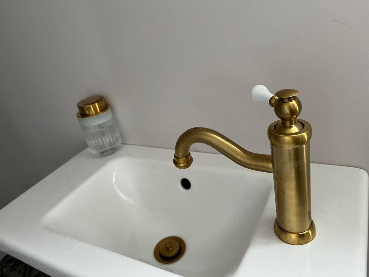 Lovisas Stuga Vadstena Luaran gambar